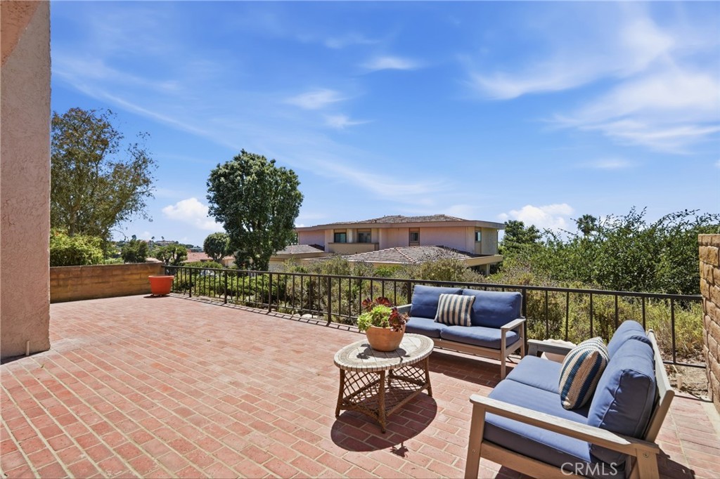 20 Peartree Property Photo 4