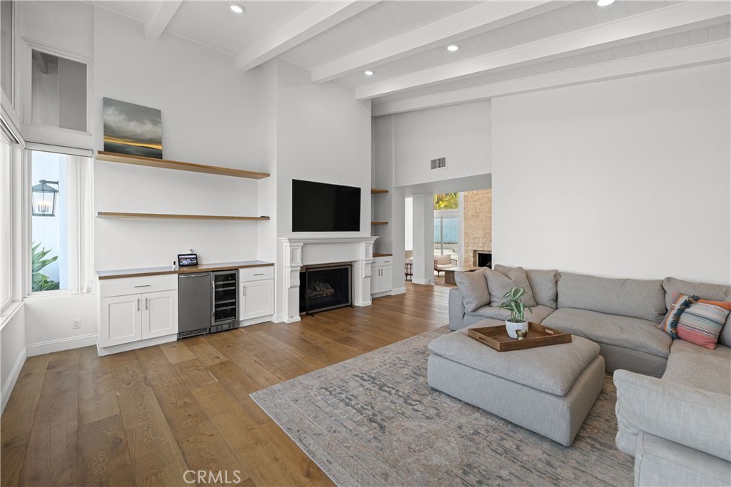 7190 Crest Property Photo 6