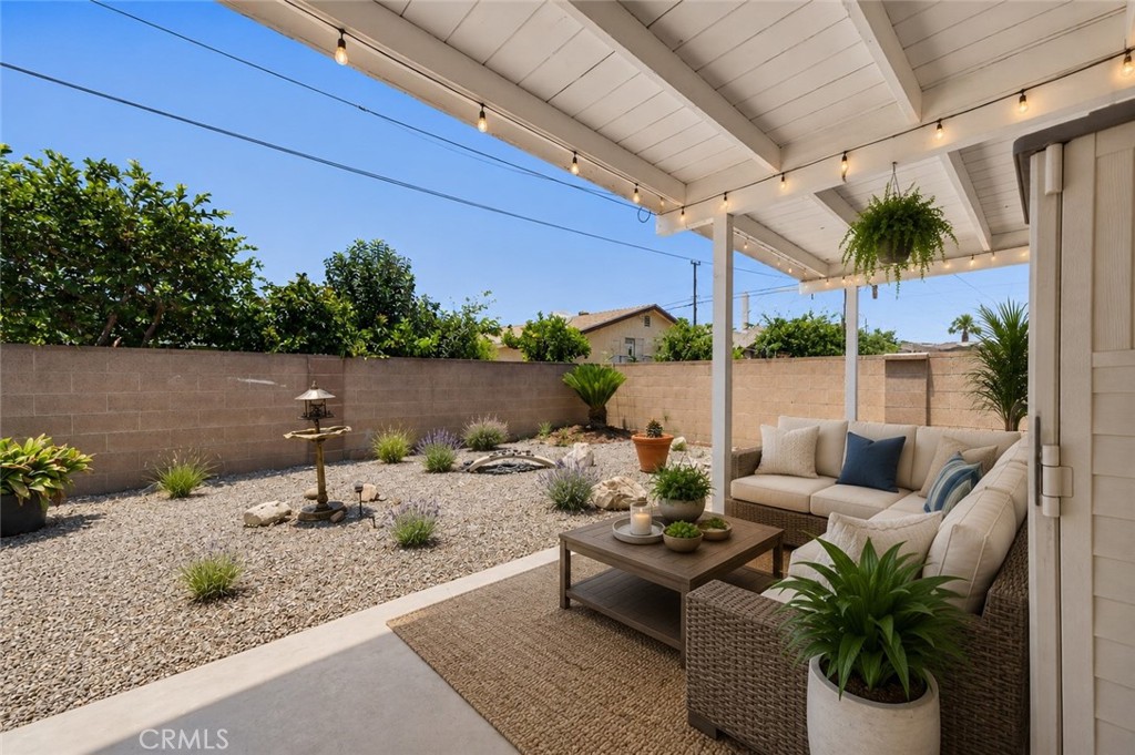 21213 Budlong Property Photo 13