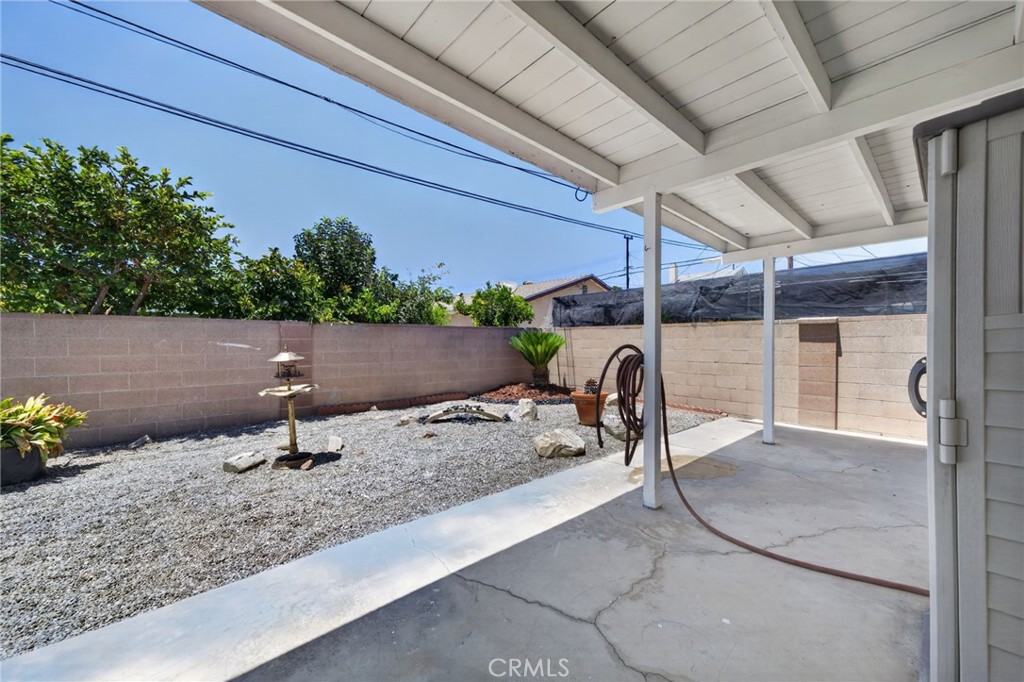21213 Budlong Property Photo 14