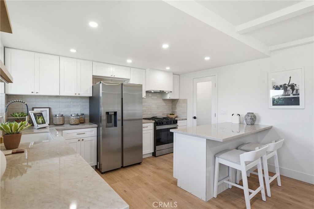 5602 Sunmist Property Photo 12
