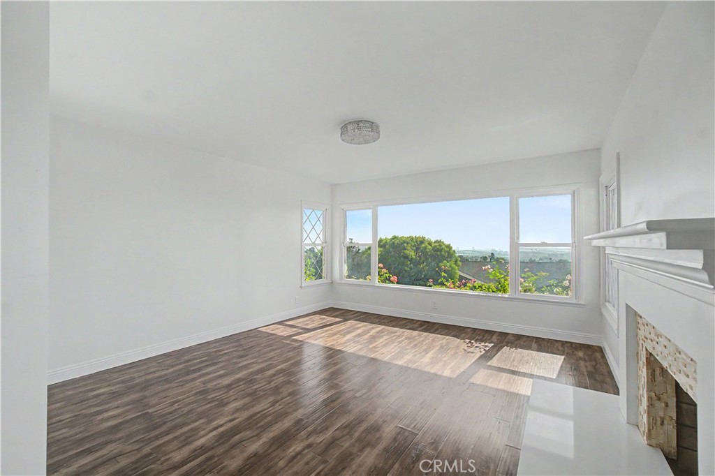 2033 Suana Property Photo 6