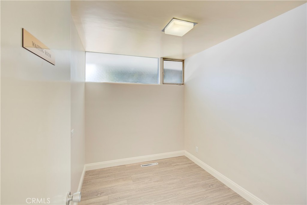 739 W 9th Street Property Photo 10