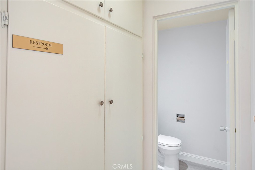 739 W 9th Street Property Photo 11