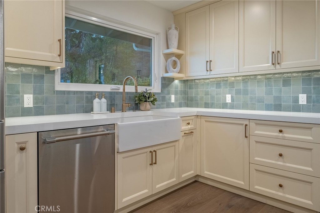 3608 Greve Drive Property Photo 11