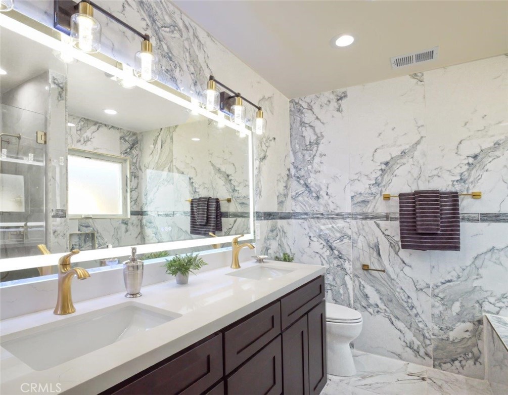 4534 Halison Street Property Photo 17