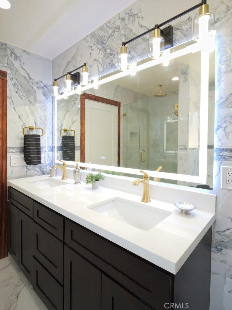 4534 Halison Street Property Photo 20