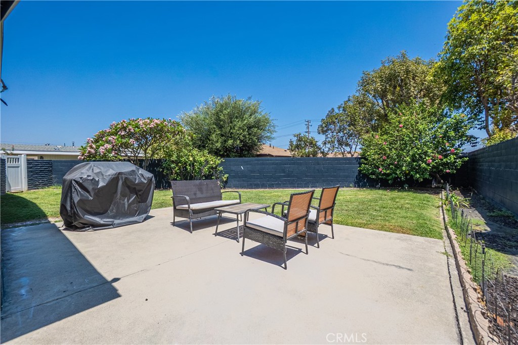 15634 Wharff Property Photo 2