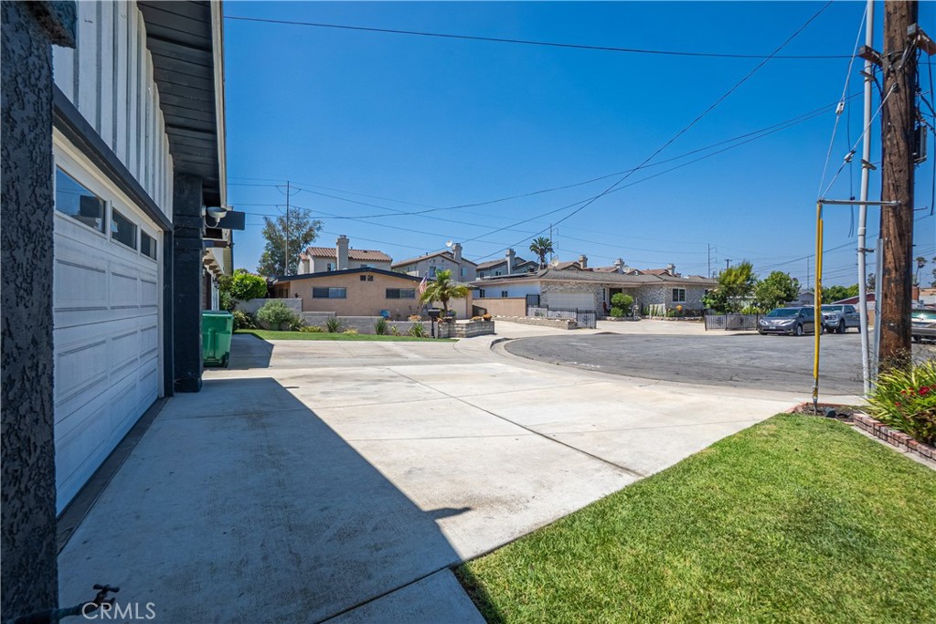 15634 Wharff Property Photo 33