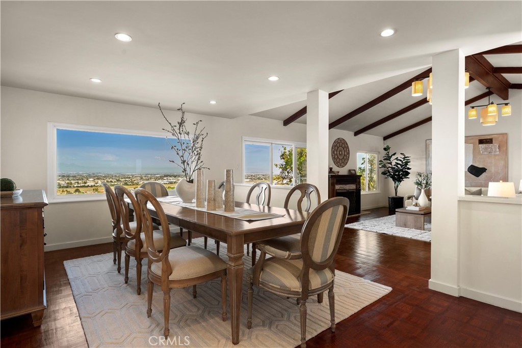 24880 Via Valmonte Property Photo 9
