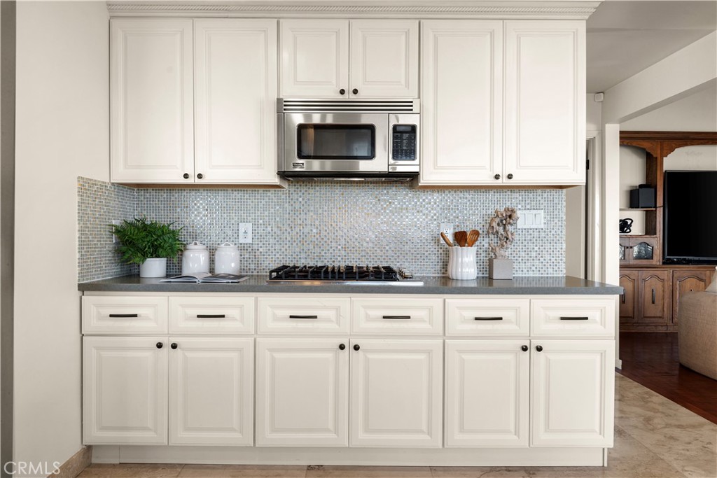 24880 Via Valmonte Property Photo 14
