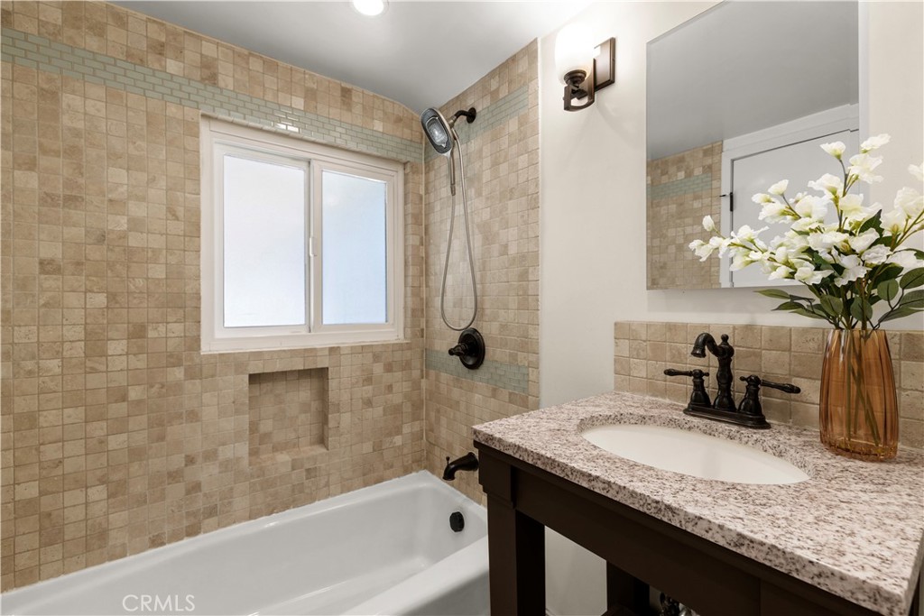 24880 Via Valmonte Property Photo 19