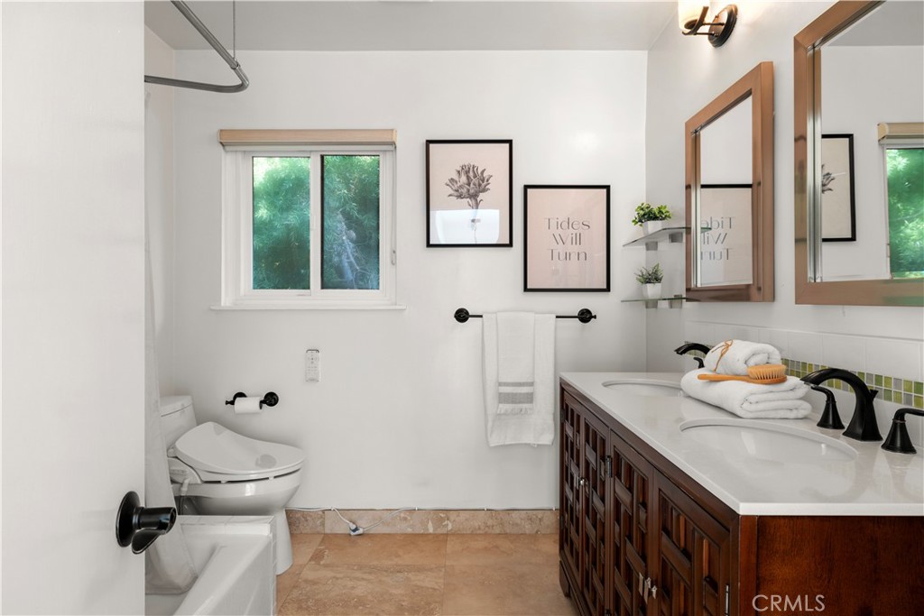 24880 Via Valmonte Property Photo 32