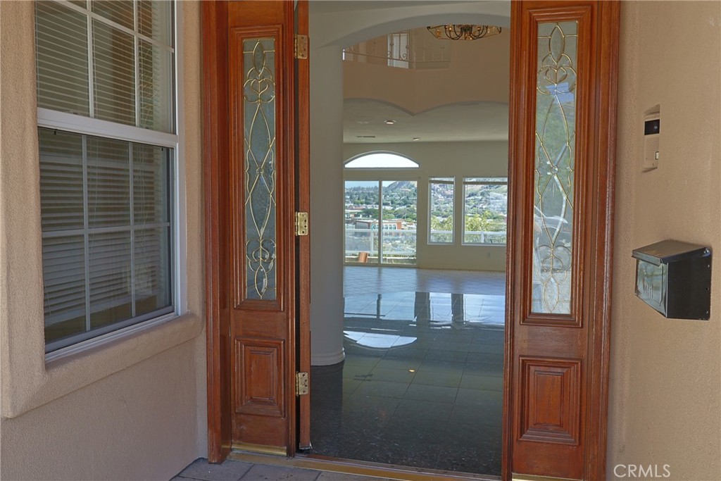 5228 Vanderhill Road Property Photo 3