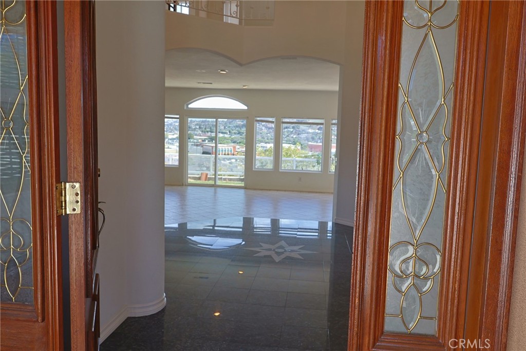 5228 Vanderhill Road Property Photo 4