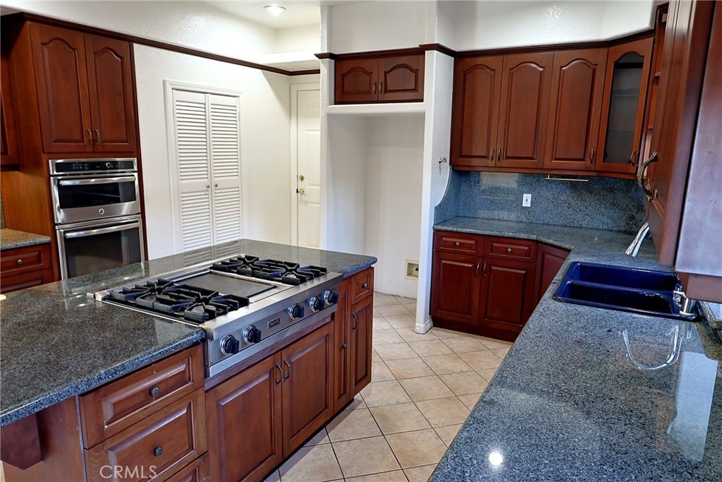 5228 Vanderhill Road Property Photo 18