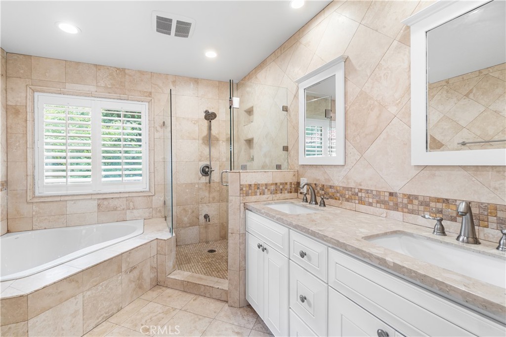 6002 Via Sonoma Property Photo 18