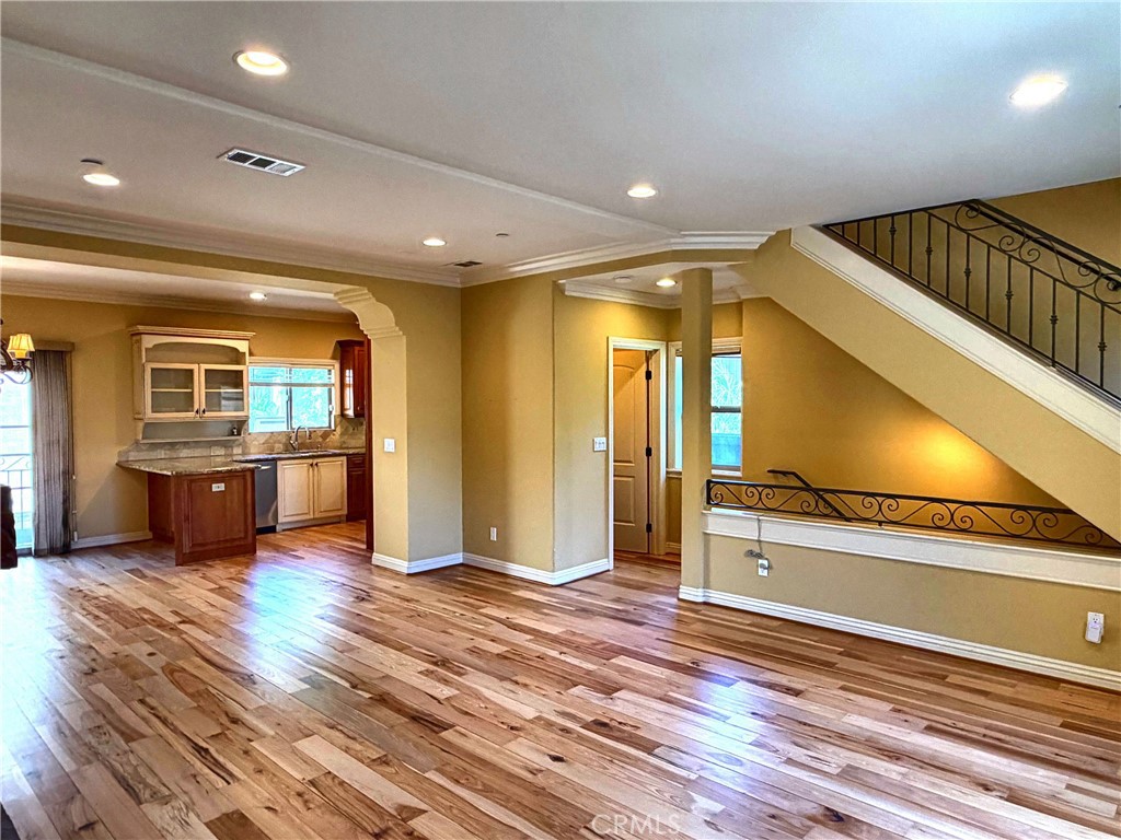 706 S Pacific Coast E Property Photo 4