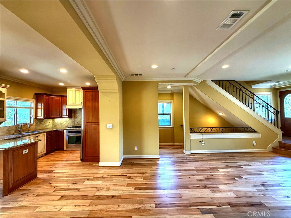 706 S Pacific Coast E Property Photo 14