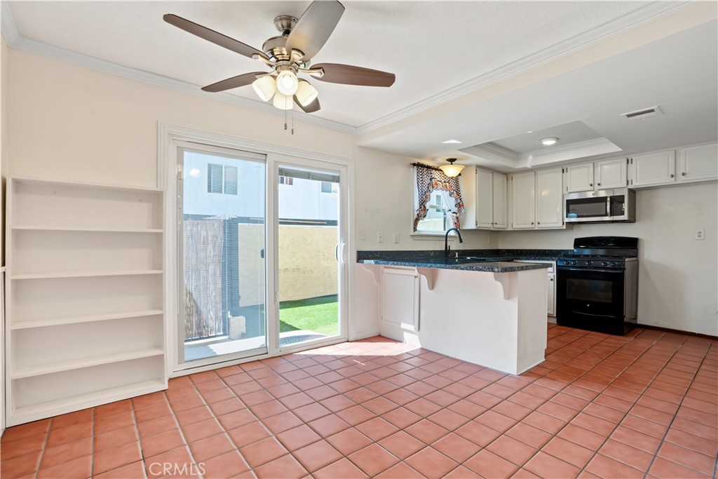 20310 Anza Avenue Q Property Photo 5