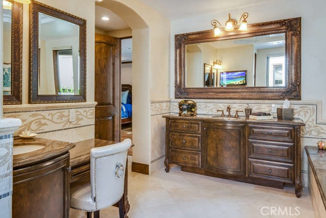 707 Esplanade A Property Photo 14