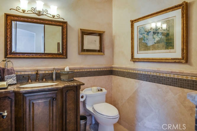 707 Esplanade A Property Photo 19