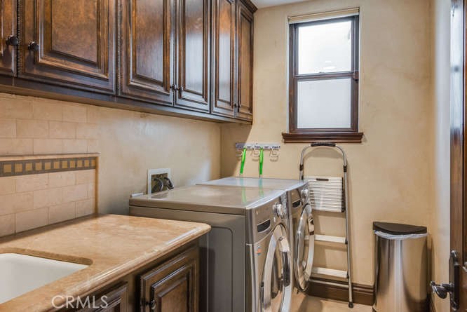 707 Esplanade A Property Photo 21