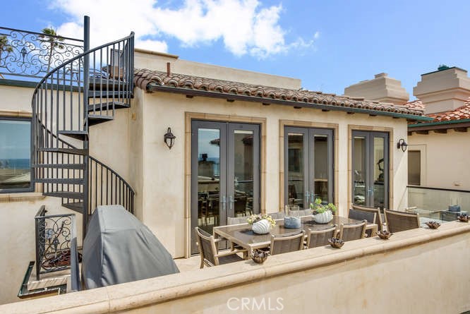 707 Esplanade A Property Photo 26