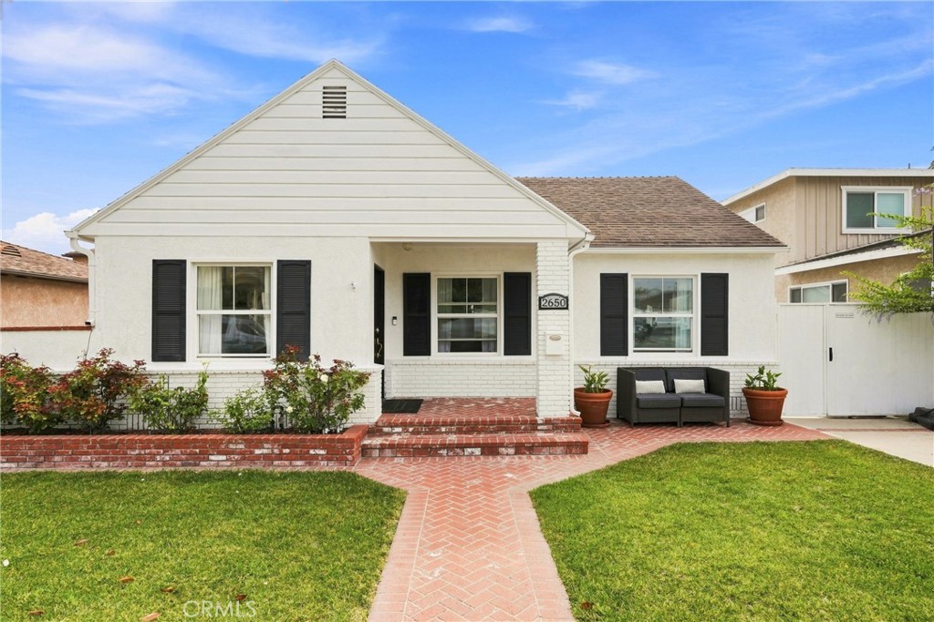 2650 S Dolphin Street Property Photo 1