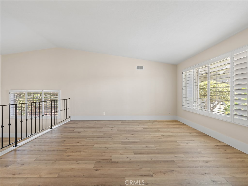 3561 Dahlia Circle Property Photo 6