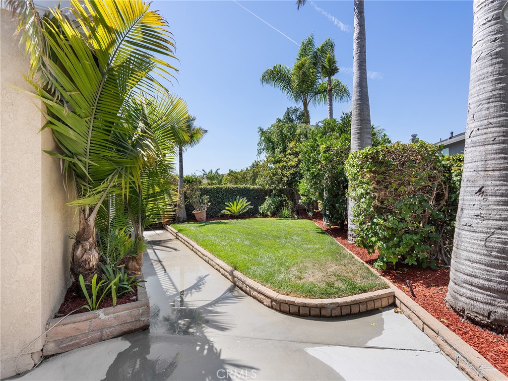 3561 Dahlia Circle Property Photo 29