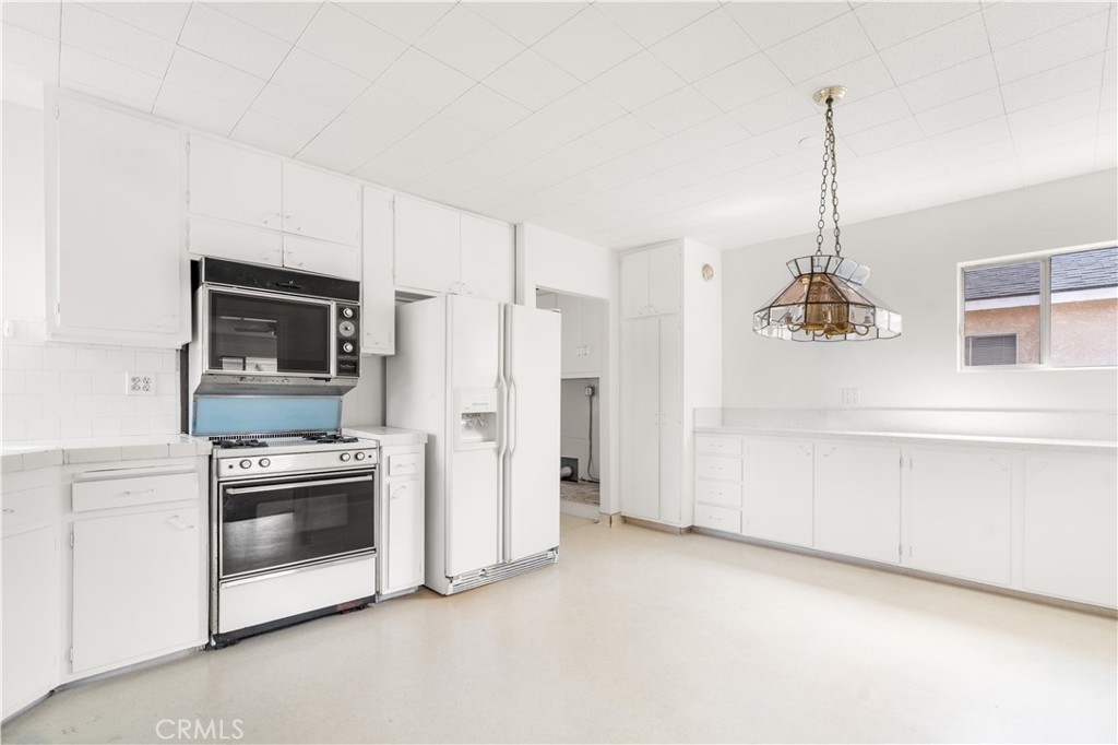 15616 Cerise Avenue Property Photo 8