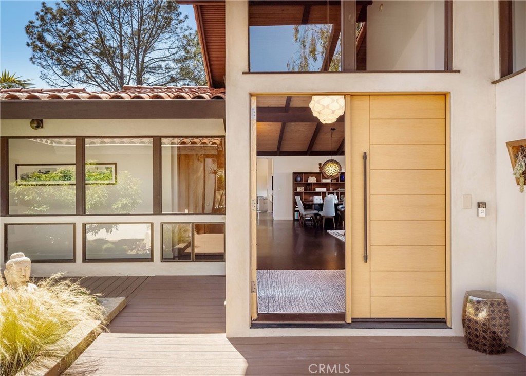 1405 Via Gabriel Property Photo 9