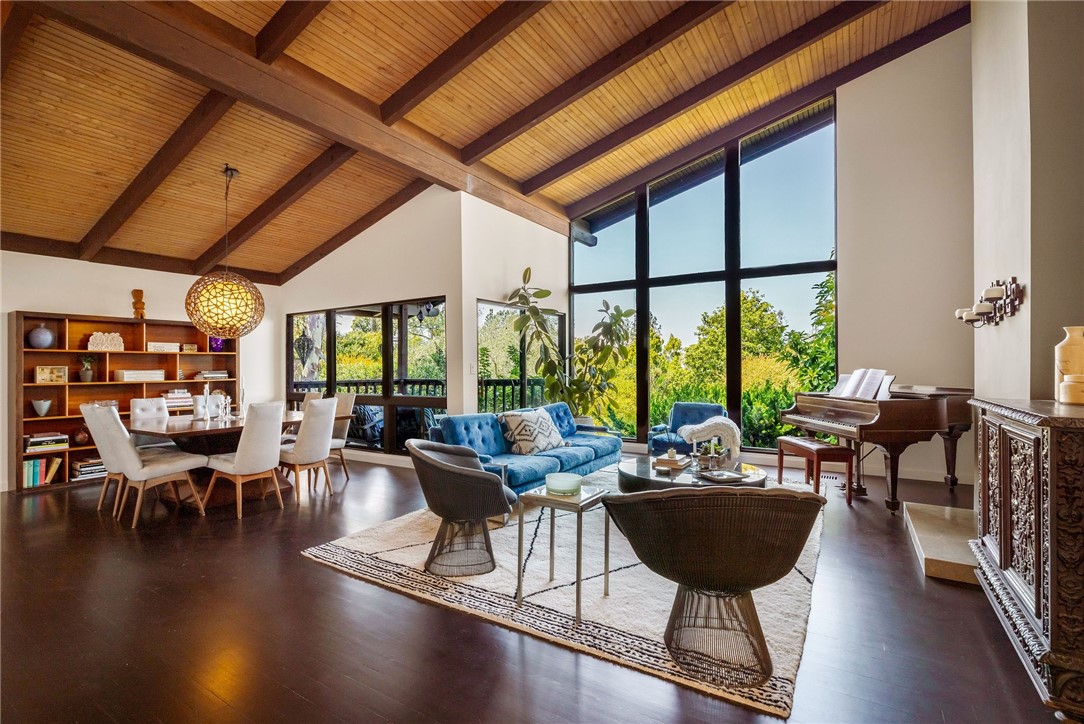 1405 Via Gabriel Property Photo 10