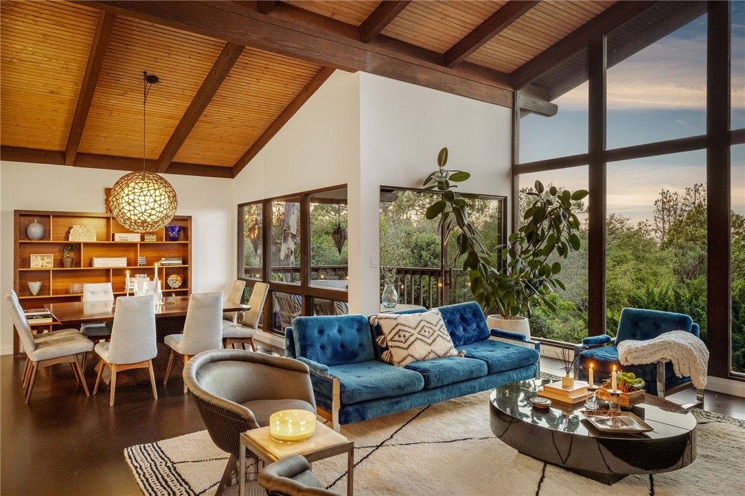 1405 Via Gabriel Property Photo 11
