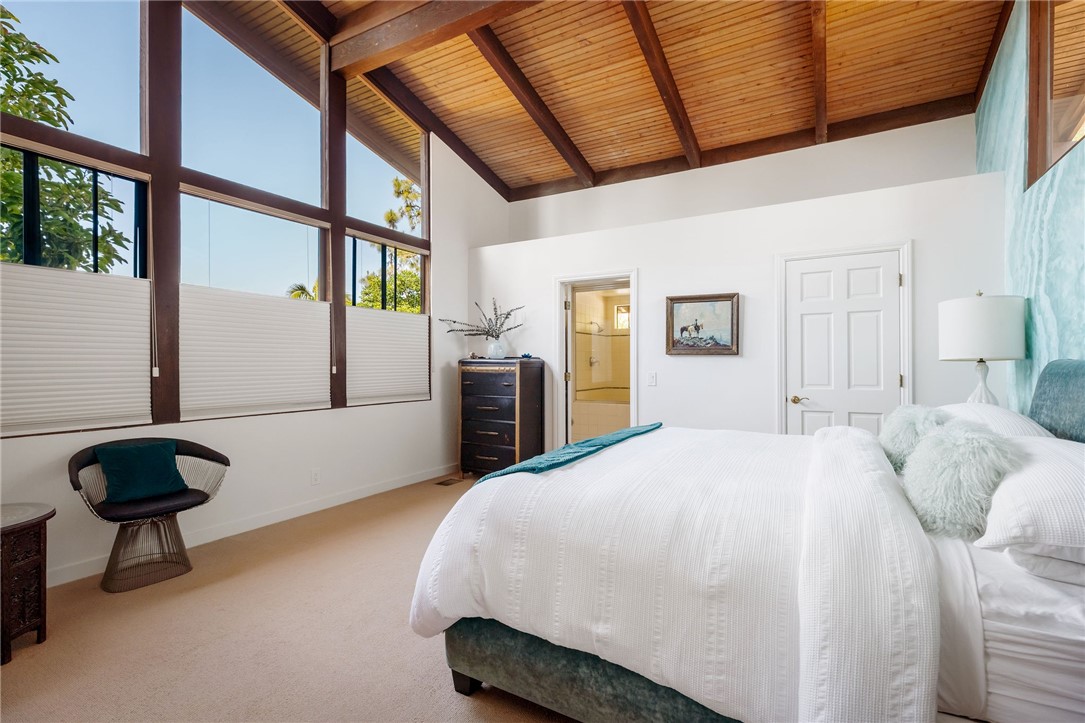 1405 Via Gabriel Property Photo 29