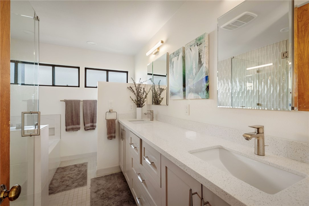 1405 Via Gabriel Property Photo 36