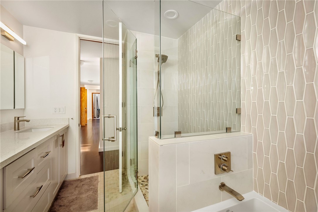 1405 Via Gabriel Property Photo 37