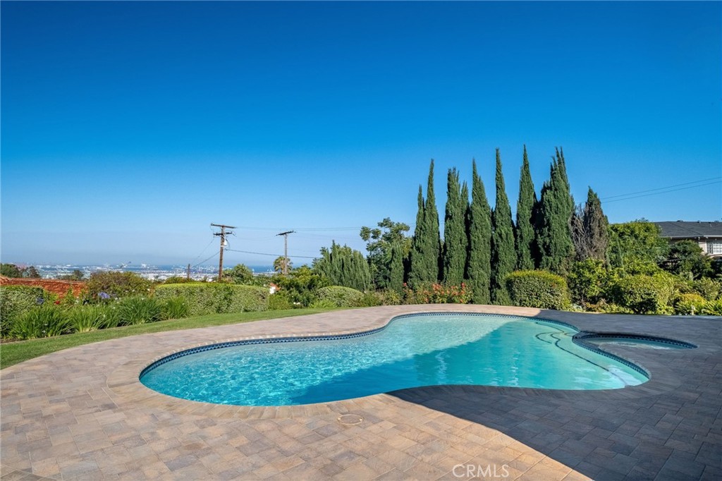 30419 Miraleste Property Photo 7