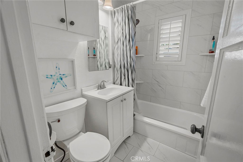 25908 Appian Way Property Photo 15