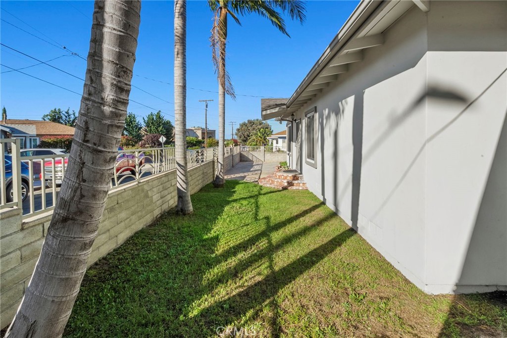 25908 Appian Way Property Photo 27