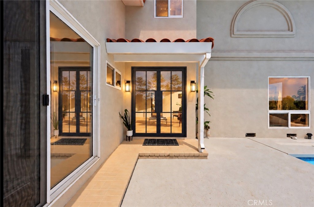 5123 Willow Wood Property Photo 3