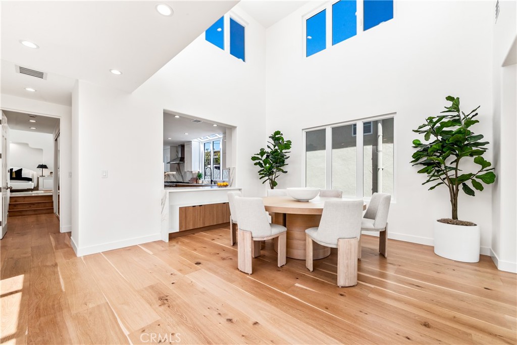 541 4th Property Photo 17