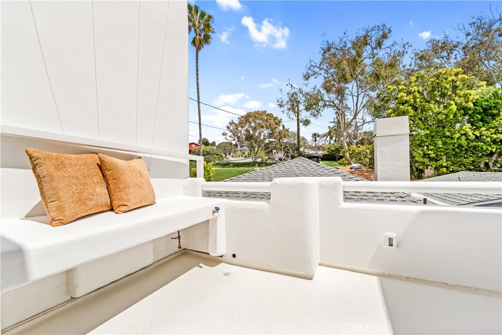 541 4th Property Photo 37