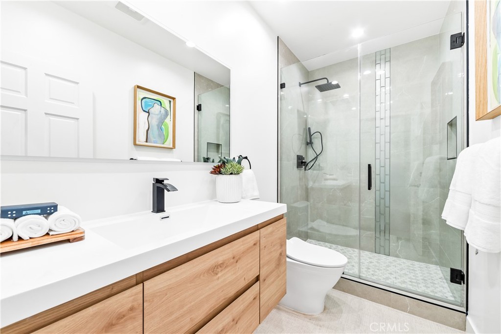 541 4th Property Photo 38