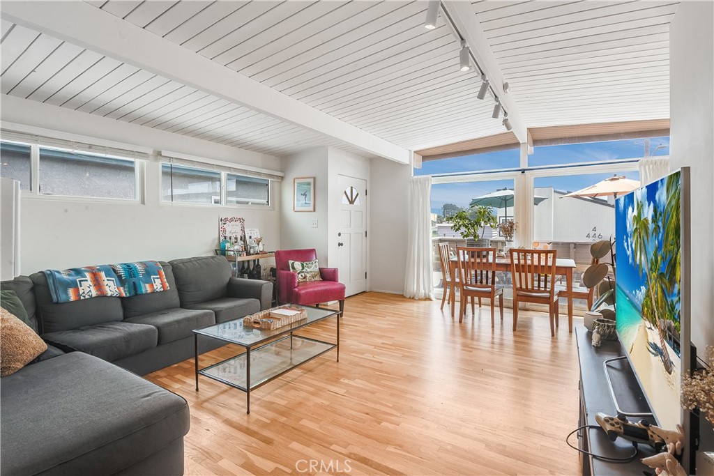 447 30th Property Photo 1