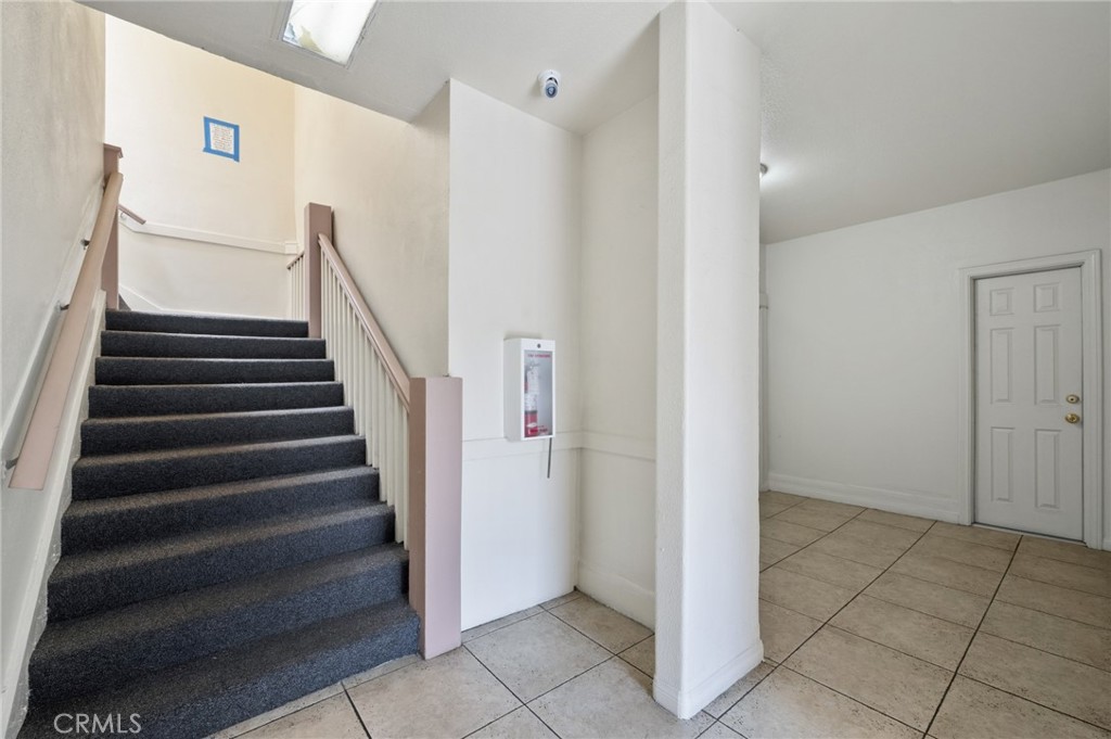709 S Centre Property Photo 6