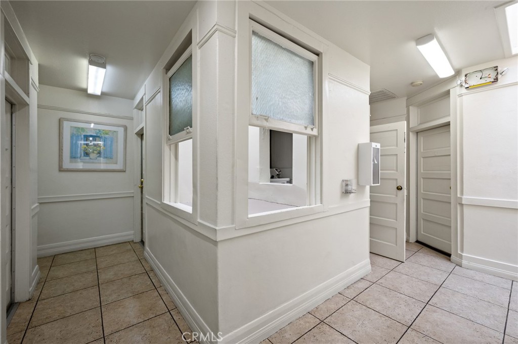 709 S Centre Property Photo 9