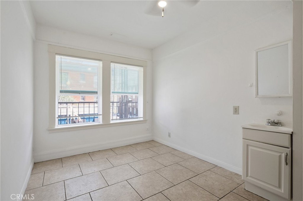 709 S Centre Property Photo 16