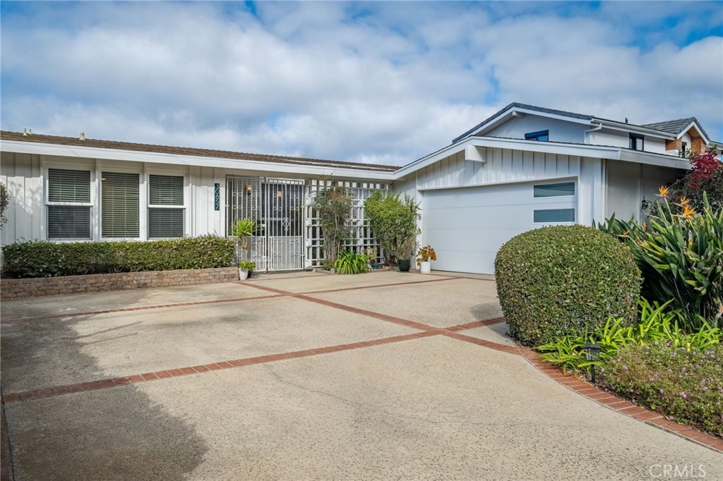 30857 Rue Valois Property Photo 44